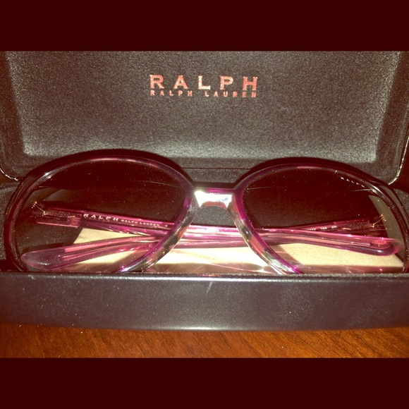 !!New Ralph Lauren beautiful sunglasses! - Picture 1 of 5
